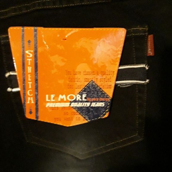 Nwt le more Platinum plush distressed jeans - Picture 6 of 10